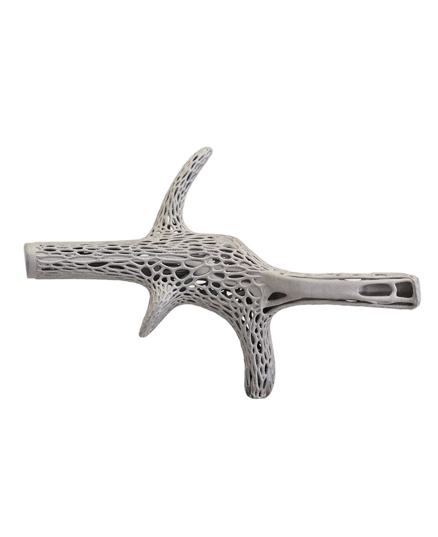 Leon Paul Sub Zer0 2  Grip